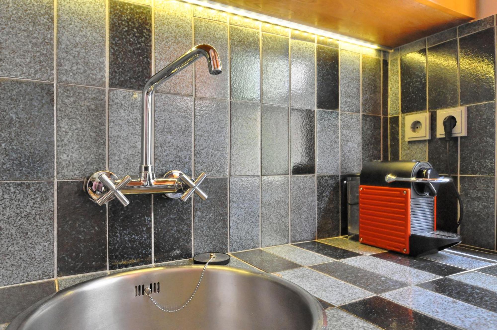Hidesign Athens Tube Luxury Apt In Kolonaki Extérieur photo